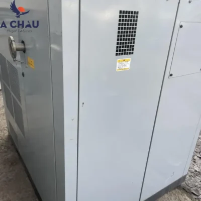 Mặt sau máy nén khí cũ Kobelco không dầu Oil Free 55kWv